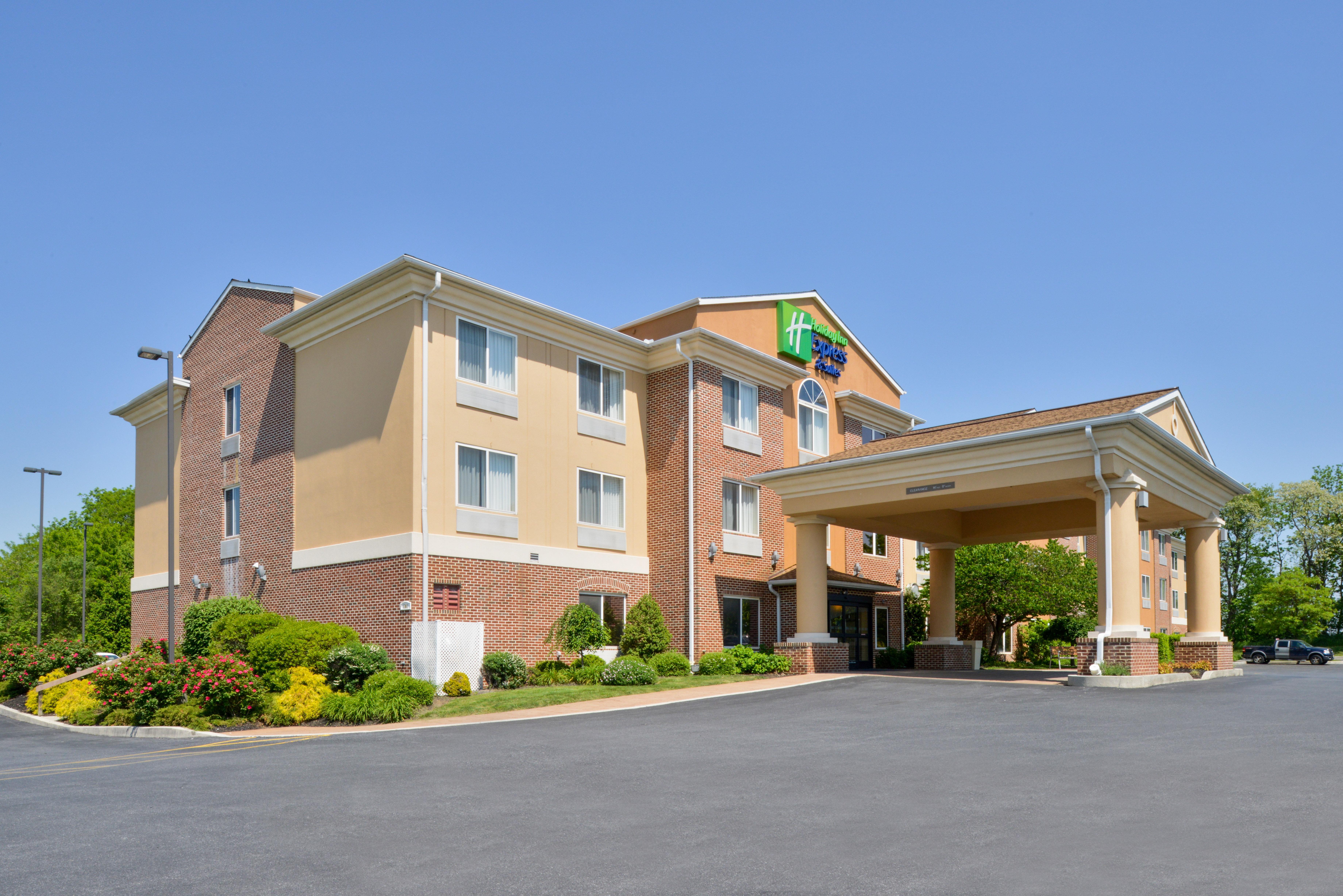 Holiday Inn Express Hotel & Suites Lancaster-Lititz By Ihg Eksteriør billede